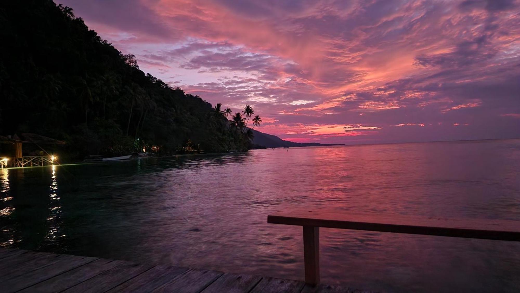 Terimakasih Homestay Pulau Mansuar Exteriér fotografie