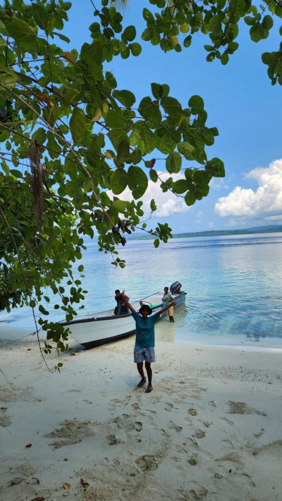 Terimakasih Homestay Pulau Mansuar Exteriér fotografie